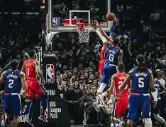 开云体育官方入口-关于转折点!洛杉矶快船状态回暖;荷甲今晨攻防权衡;悬念犹存;年轻球员得到机会的信息