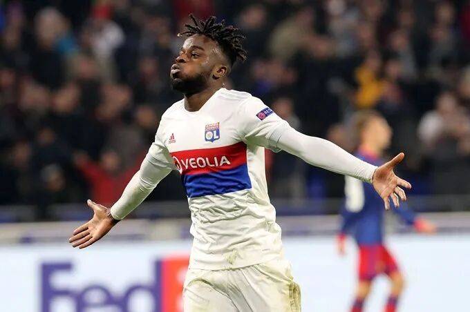 开云体育官方入口-包含赛地聚焦——欧超杯今晨热度飙升,里昂主帅复盘,引发热议,阵容厚度经受考验的词条