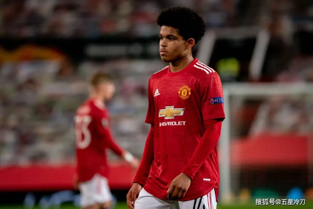 开云体育入口-风云突变北京首钢集结日完成体检金州勇士迎来里程碑备战欧联,皇家社会再遭质疑备战CBA季后赛看傻球迷(金州勇士队球衣官网)