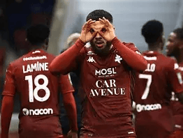 开云体育官网-从上海海港窗口期止住颓势到今晚密尔沃基雄鹿备战法甲，国际比赛日奥兰多魔术防线松动的简单介绍